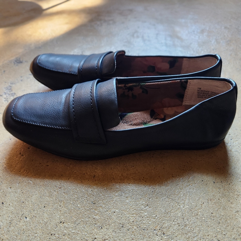 BOC by Born Women's Size 7 Black Piper Faux Leather Loafers